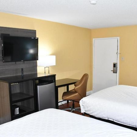 Motel Baymont By Wyndham Macon I-75 Zewnętrze zdjęcie