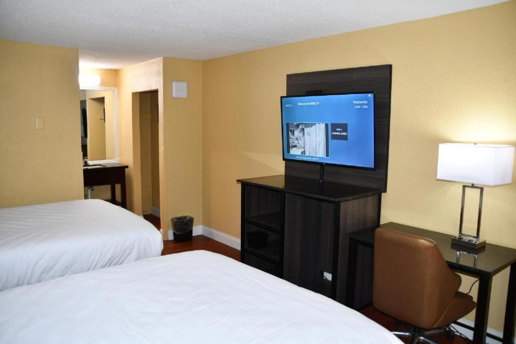Motel Baymont By Wyndham Macon I-75 Zewnętrze zdjęcie