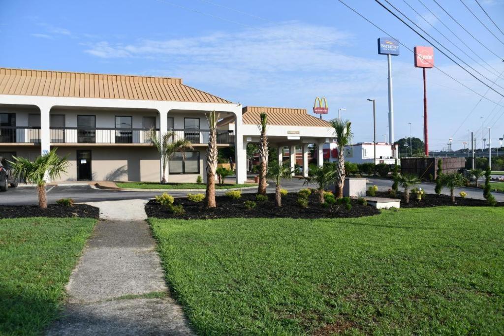 Motel Baymont By Wyndham Macon I-75 Zewnętrze zdjęcie